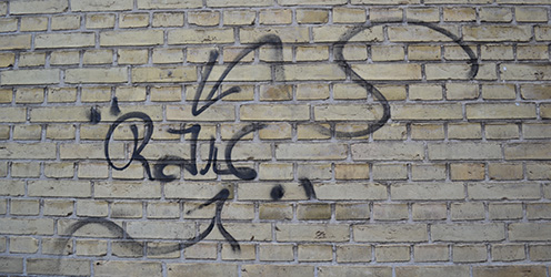 Grafitti på mur